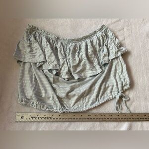 Abercrombie and Fitch Steapless top​